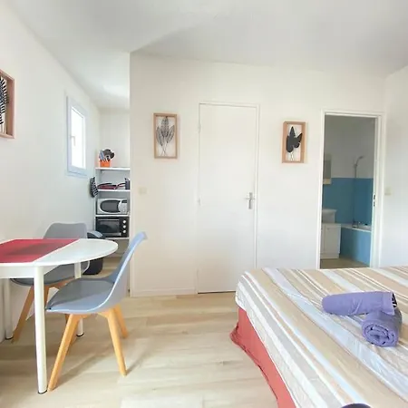 Apartment Petit Corot St Jacques